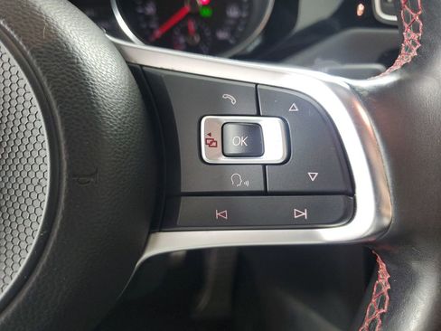 Used 2017 Volkswagen Jetta GLI image 24