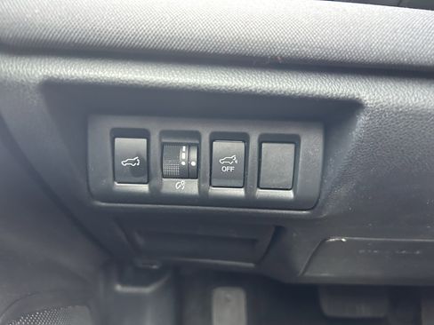 Used 2023 Subaru Outback Premium w/ Tech Package 1 image 19