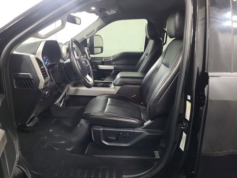 Used 2021 Ford F250 Lariat w/ FX4 Off-Road Package image 3