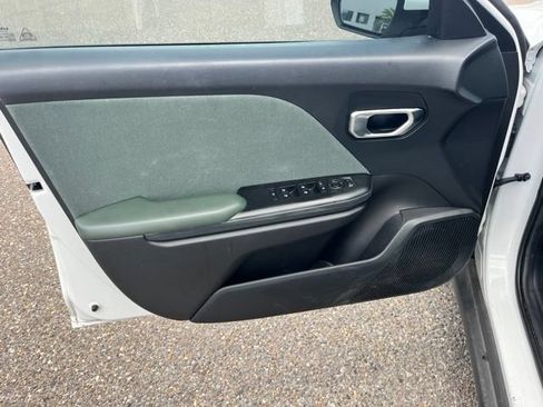 Used 2025 Kia K4 EX FWD image 11