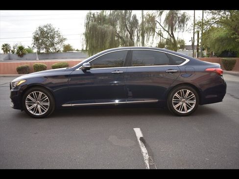 Used 2019 Genesis G80 3.8 RWD image 4