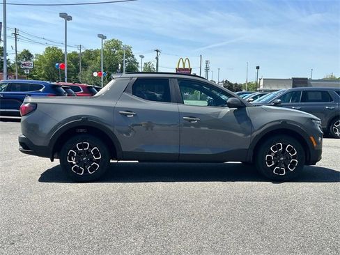 Used 2022 Hyundai Santa Cruz SEL Premium w/ Cargo Package image 2