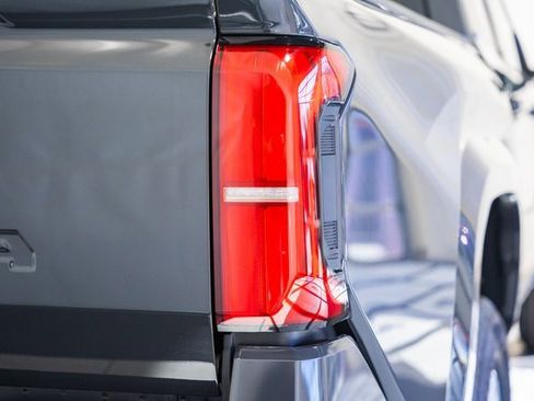 New 2026 Toyota Tacoma SR5 image 6