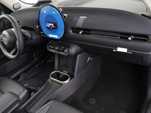 Certified 2025 MINI Cooper S image 20