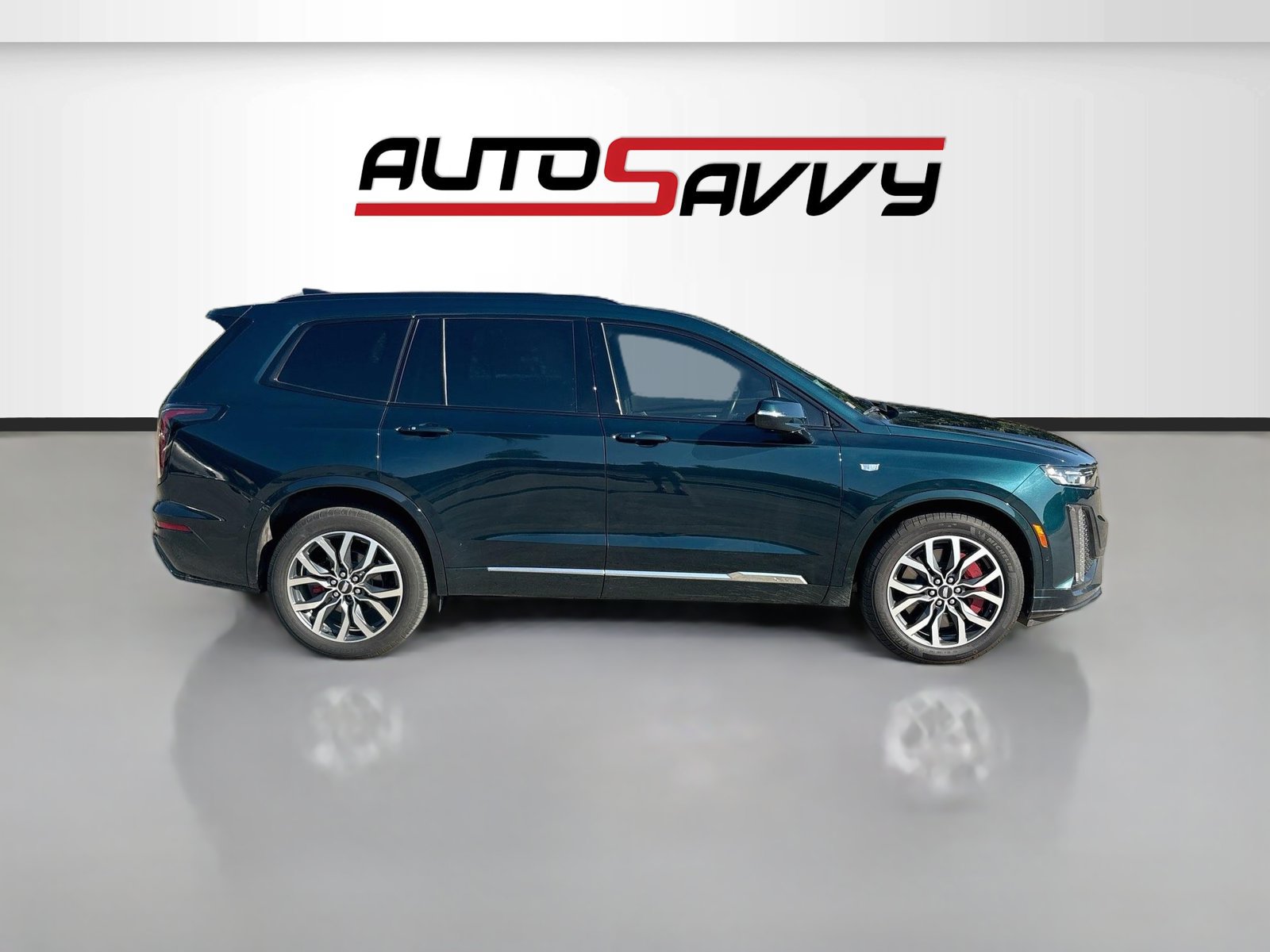Used 2025 Cadillac XT6 Sport w/ Technology Package AWD/4WD image 8
