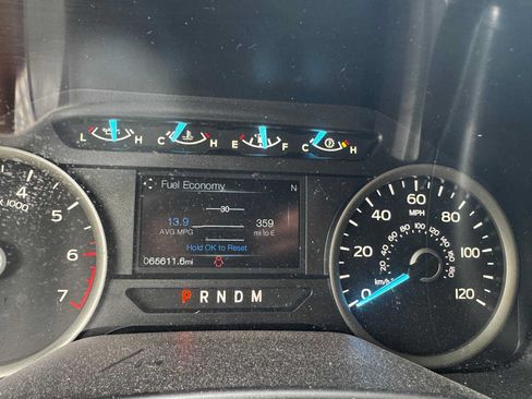 Used 2020 Ford F150 XLT w/ Equipment Group 302A Luxury AWD/4WD image 22