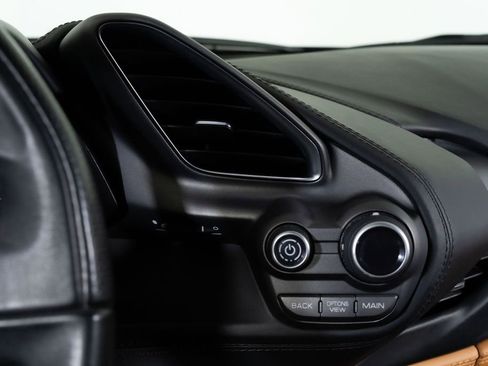 Used 2017 Ferrari 488 GTB RWD image 29