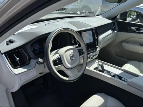 Used 2024 Volvo XC60 B5 Plus w/ Protection Package Premier AWD/4WD image 3