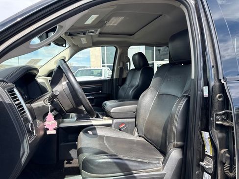 Used 2014 RAM 3500 Laramie w/ Black Appearance Group AWD/4WD image 9