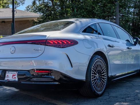 Used 2023 Mercedes-Benz EQS 450+ 4MATIC Sedan image 26