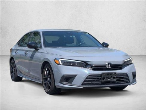 Used 2024 Honda Civic Sport image 3