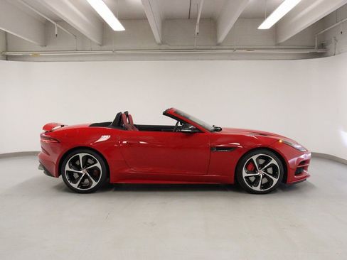 Used 2020 Jaguar F-TYPE R image 5