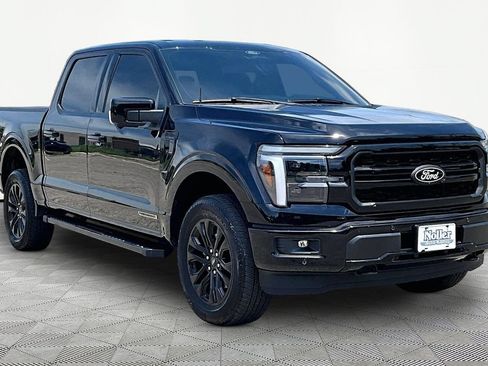 Used 2025 Ford F150 Lariat w/ Equipment Group 501A Mid AWD/4WD image 12