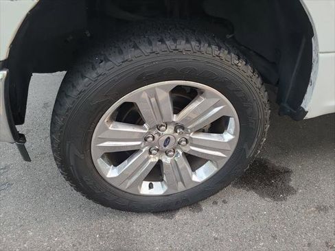 Used 2017 Ford F150 XLT image 13