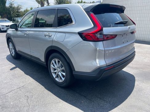 Used 2026 Honda CR-V EX image 3