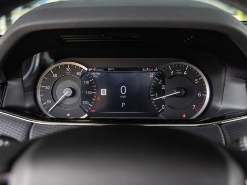Used 2023 Land Rover Range Rover Evoque R-Dynamic S AWD/4WD image 23