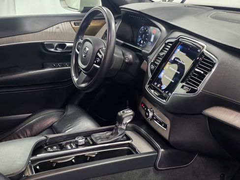 Used 2020 Volvo XC90 T6 Inscription w/ Protection Package image 29