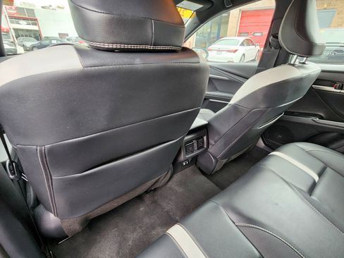 Used 2025 Toyota Camry SE FWD image 22