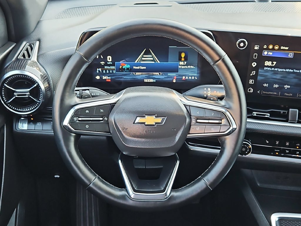 Used 2026 Chevrolet Equinox LT FWD image 23