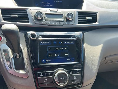 Used 2016 Honda Odyssey SE image 26