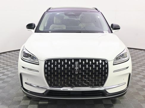 New 2026 Lincoln Corsair Reserve image 10