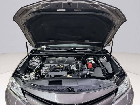 Used 2020 Toyota Camry XLE FWD image 72