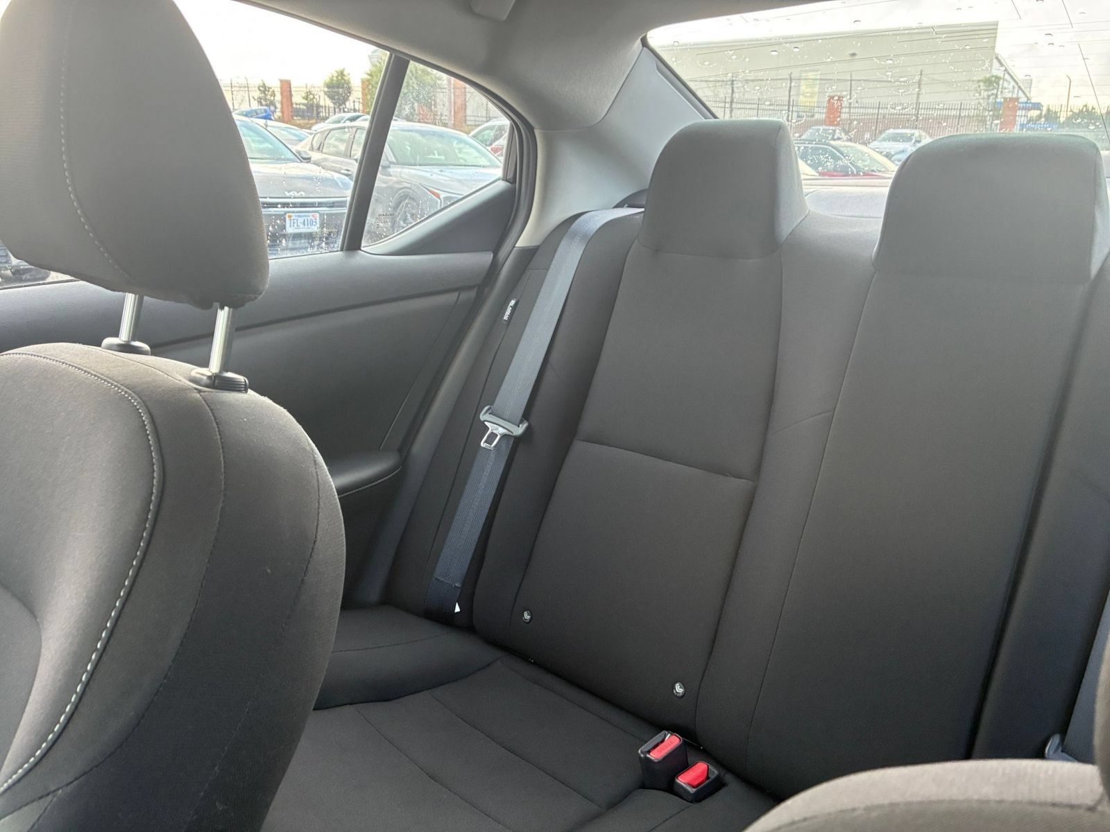Used 2025 Nissan Sentra S FWD image 33