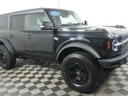Certified 2024 Ford Bronco Wildtrak AWD/4WD image 2