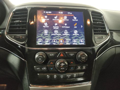Used 2021 Jeep Grand Cherokee Trailhawk AWD/4WD image 25