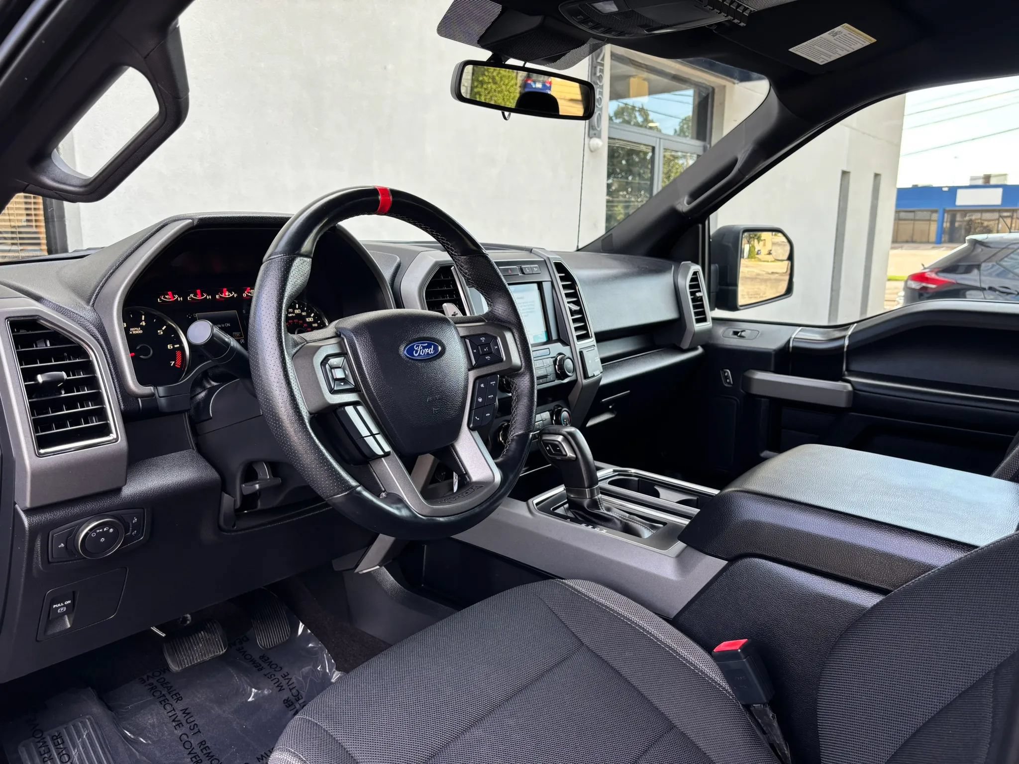 Used 2019 Ford F150 Raptor AWD/4WD image 15