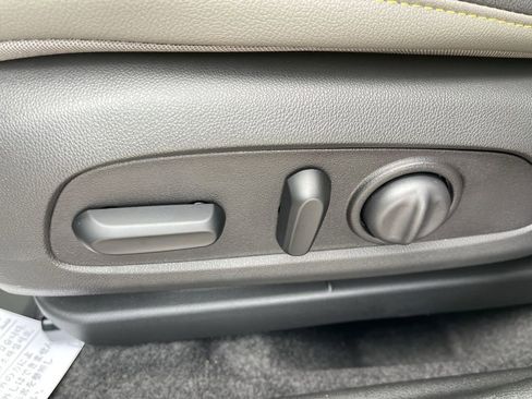 New 2026 Chevrolet Trax ACTIV w/ Sunroof Package image 12