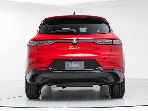 New 2025 Alfa Romeo Tonale w/ Premium Package AWD/4WD image 4