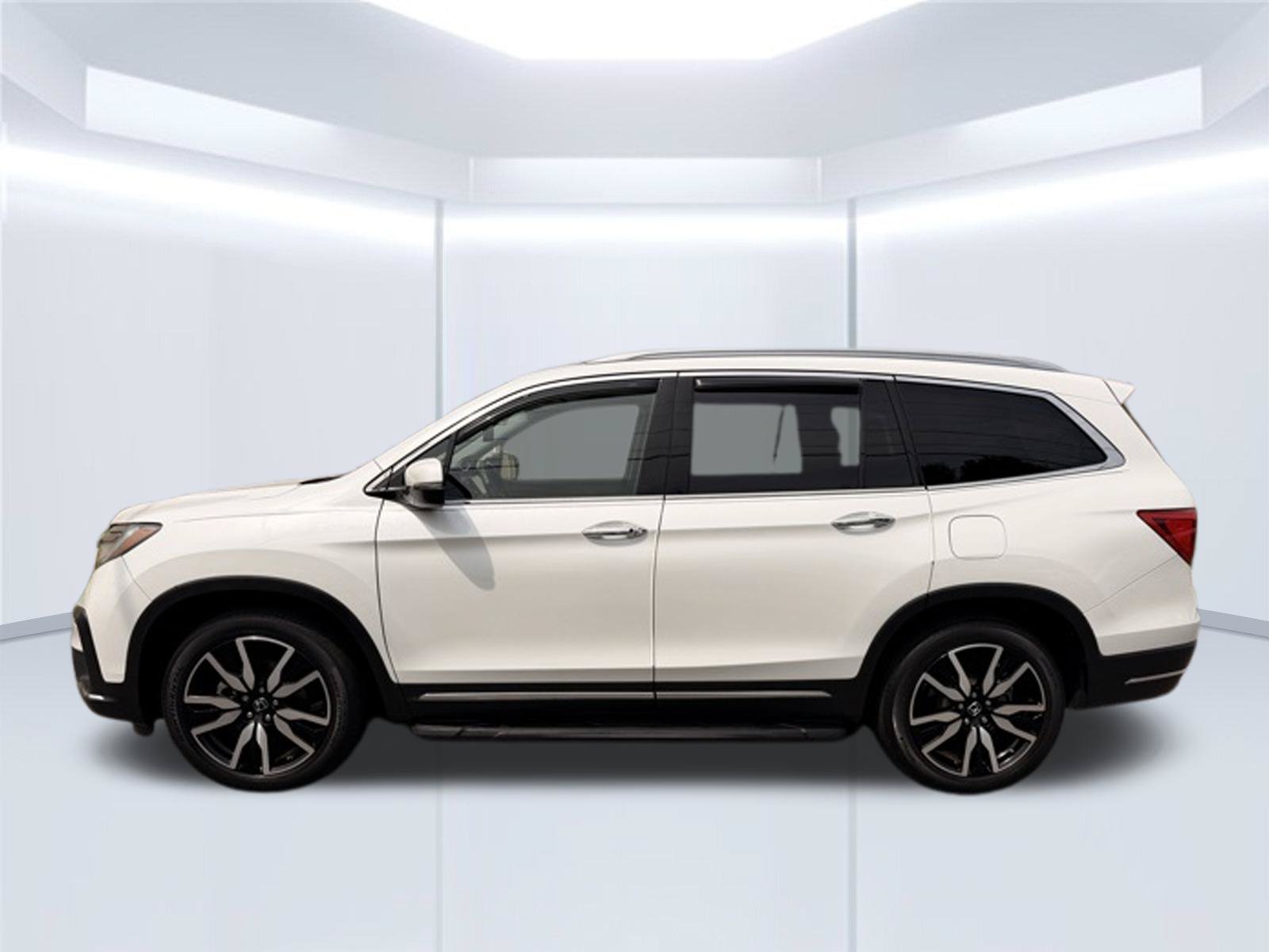 Used 2020 Honda Pilot Touring image 11