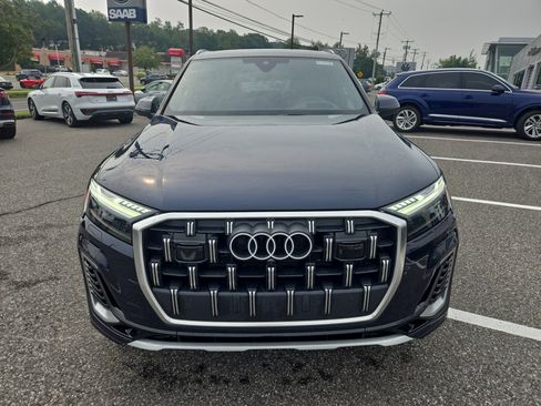 Certified 2025 Audi Q7 3.0T Prestige w/ Prestige Package image 2
