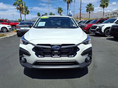 Used 2025 Subaru Crosstrek 2.0i Premium image 8