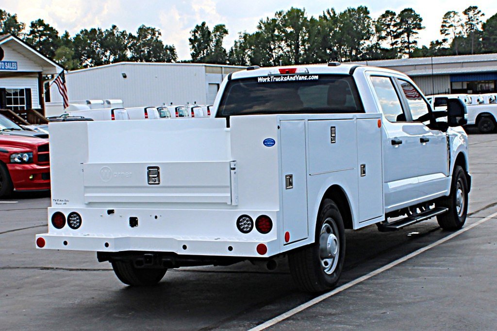 Used 2024 Ford F350 XL w/ 360-Degree Camera Package RWD image 5