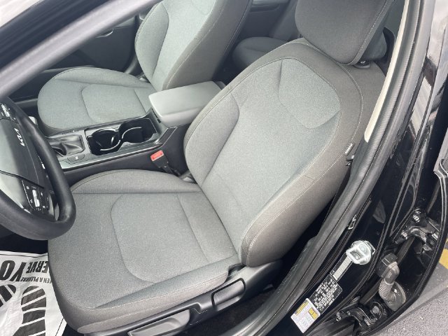 Used 2025 Kia K4 FWD image 17