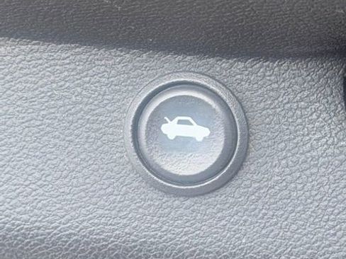 Used 2013 Chevrolet Camaro LT RWD image 16