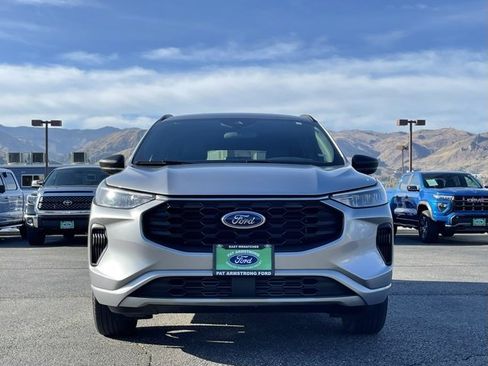 Used 2024 Ford Escape ST-Line image 5