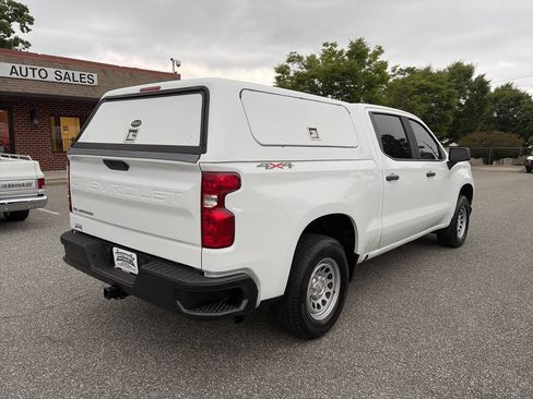 Used 2021 Chevrolet Silverado 1500 W/T w/ WT Value Package AWD/4WD image 8