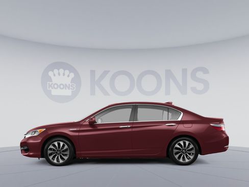 Used 2017 Honda Accord EX-L image 2