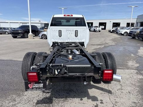 New 2026 GMC Sierra 3500 Pro w/ Convenience Package image 4