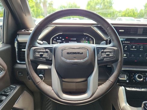 Used 2024 GMC Sierra 1500 Denali w/ Denali Reserve Package AWD/4WD image 13