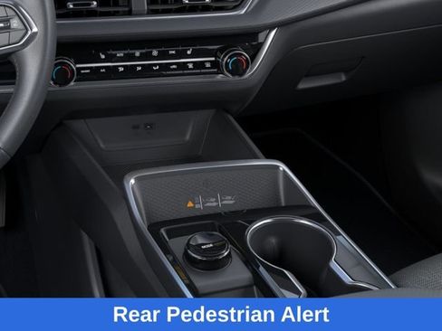 New 2026 Chevrolet Equinox LT w/ Convenience Package II FWD image 24