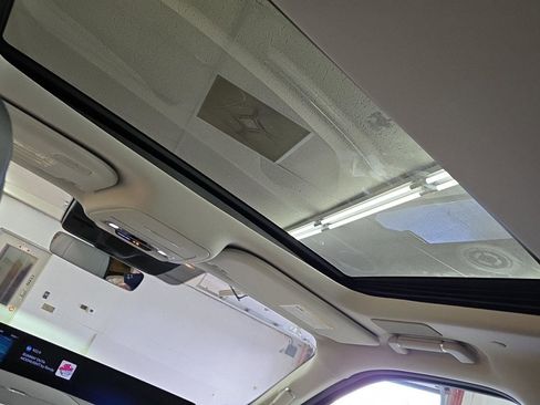 New 2025 Lincoln Navigator L Reserve image 31