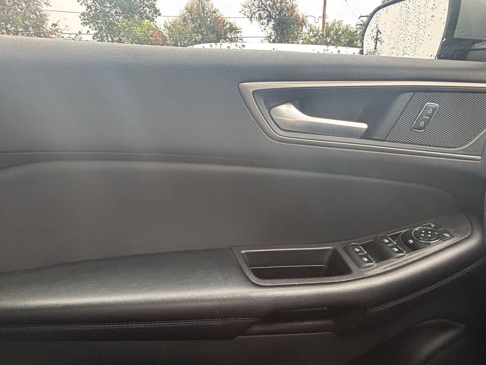 Used 2024 Ford Edge SEL AWD/4WD image 18
