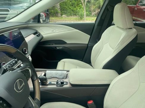 Used 2023 Lexus RX 350 AWD w/ Accessory Package (Z1) image 9