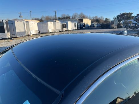 Used 2018 Honda Accord Sport image 11