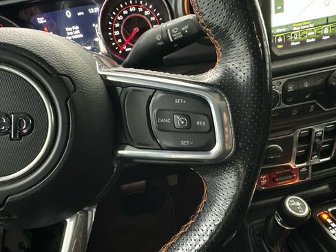 Used 2021 Jeep Gladiator Mojave AWD/4WD image 25