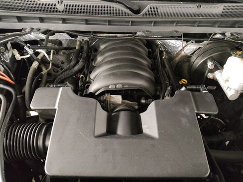 Used 2018 Chevrolet Silverado 1500 LT w/ All Star Edition image 30